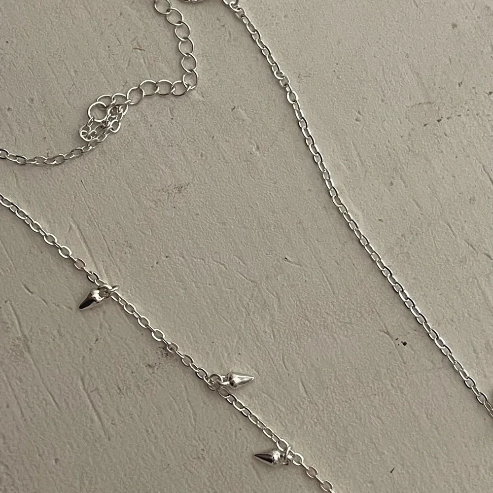 Choker - Picture 2 of 2